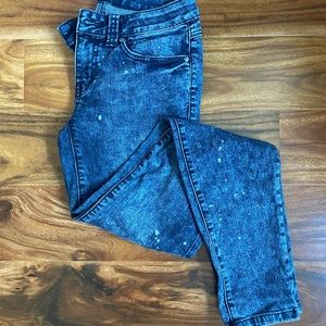 Distressed Jeans